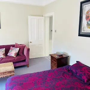  Hébergement de vacances Beautiful Private 2 Bedroom In Mansion With Free Parking Royaume-Uni